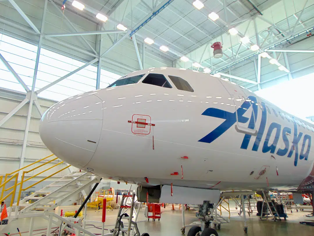 Commercial aircraft in operation representing lease management lifecycle